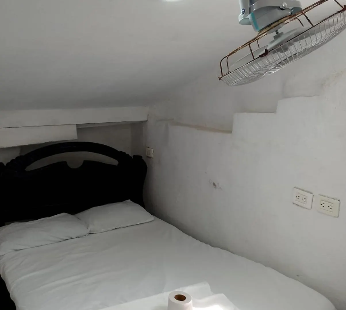 Pensionat Hostal #10-33 Cartagena